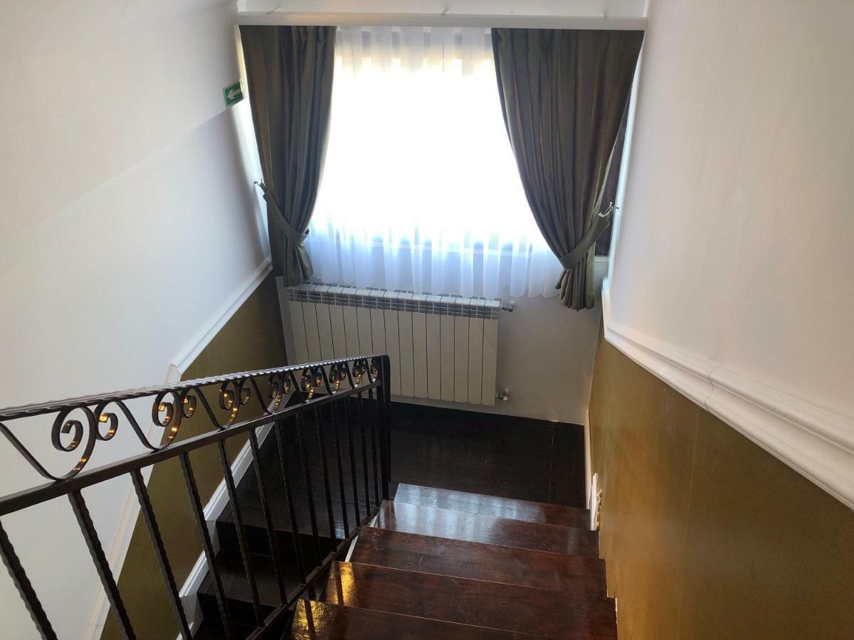 Casa Mignon Oradea Exterior foto